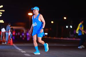 BIB: 0000, 888, 3560
                            <button type="button" onclick="openModal(23055191)" class="btn btn-primary btn-sm float-right btn-popup" data-toggle="modal" data-target=".modal-high-quality">
                        <i class="fas fa-shopping-cart"></i> Add to Cart
                    </button>
                                            <button type="button" onclick="isThisMe(23055191, true)" class="btn btn-success btn-sm float-right btn-popup btn-isme hidden" data-toggle="tooltip" data-placement="bottom" title="นี่คือรูปของคุณใช่ไหม คลิกที่นี่เพื่อเอาเข้าอัลบั้ม">
                        <i class="fas fa-plus"></i> Add to album
                    </button>
                    <button type="button" onclick="isThisMe(23055191, false)" class="btn btn-warning btn-sm float-right btn-popup btn-isnotme hidden">
                        <i class="fas fa-ban"></i> Remove from album
                    </button>